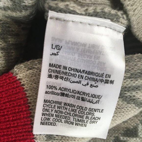 Pet Sweater Matching Family PJs Large Gray Red Winter Fairisle Snowflakes Xmas - Picture 6 of 6